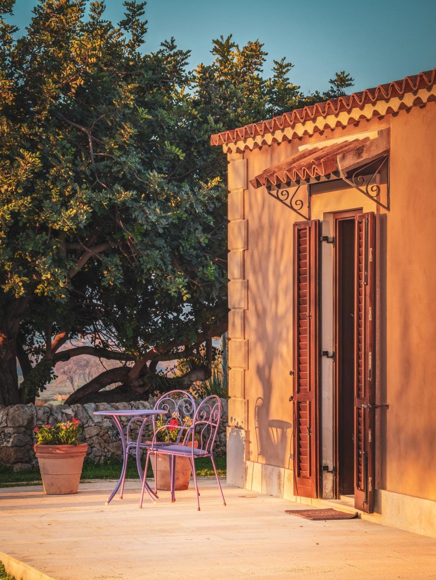 Hotel La Corte Del Sole Lido di Noto Exterior photo